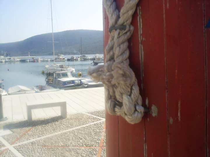 Holiday Home Nora**** Loznati Cres Exterior photo